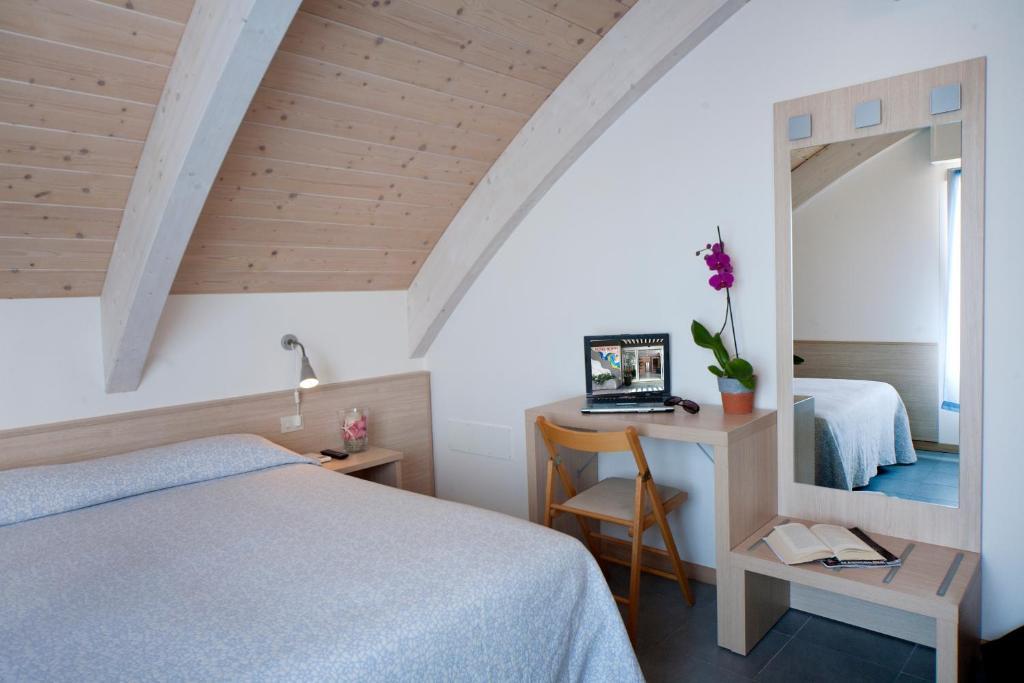 Hotel Norma Misano Adriatico Quarto foto